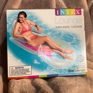King Kool Lounge for the pool